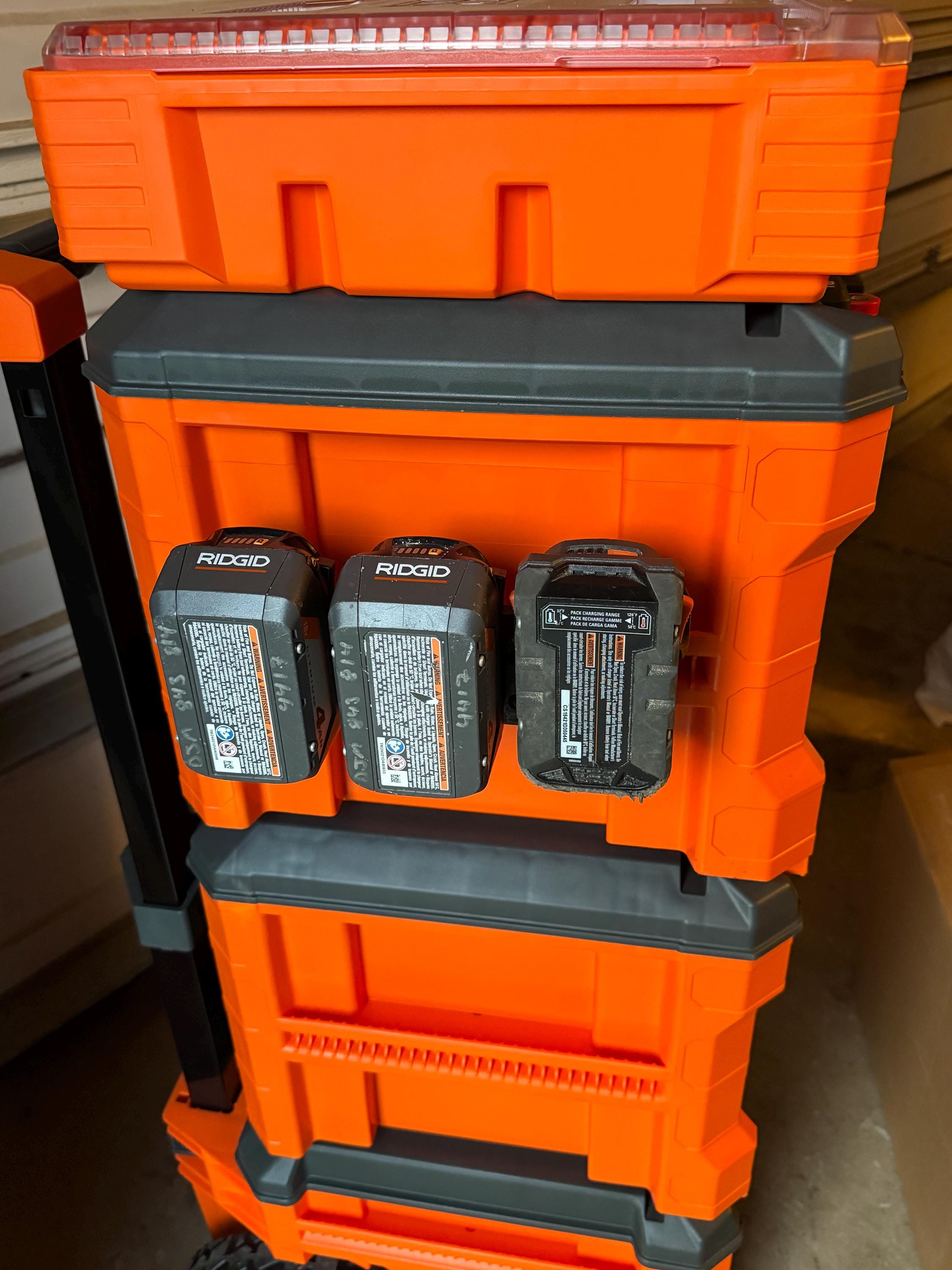 Klein MODbox Battery Mount: Holds 3 Batteries for Milwaukee, Dewalt, Makita, Rigid & More