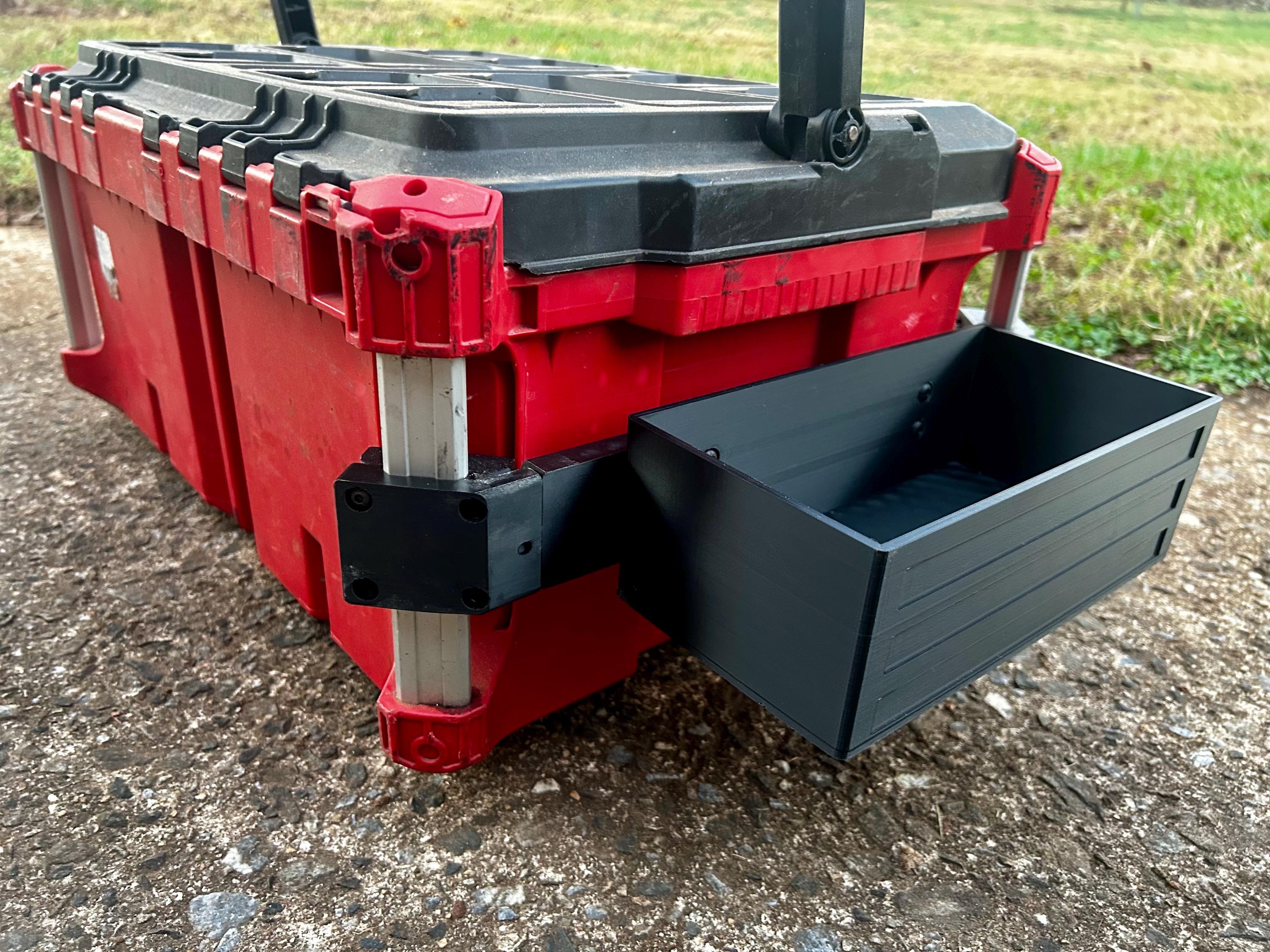 Milwaukee PACKOUT Rail Mounted Side Storage Bin for Tools and Supplies