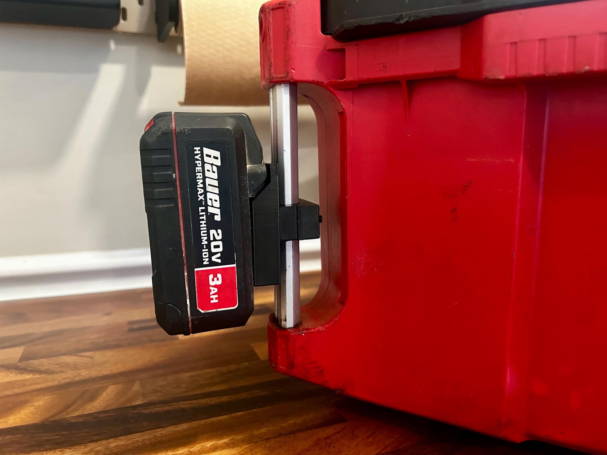Milwaukee PACKOUT Rail Mounted Single Battery Holder: Fits Dewalt, Ryobi, Rigid, & More Batteries