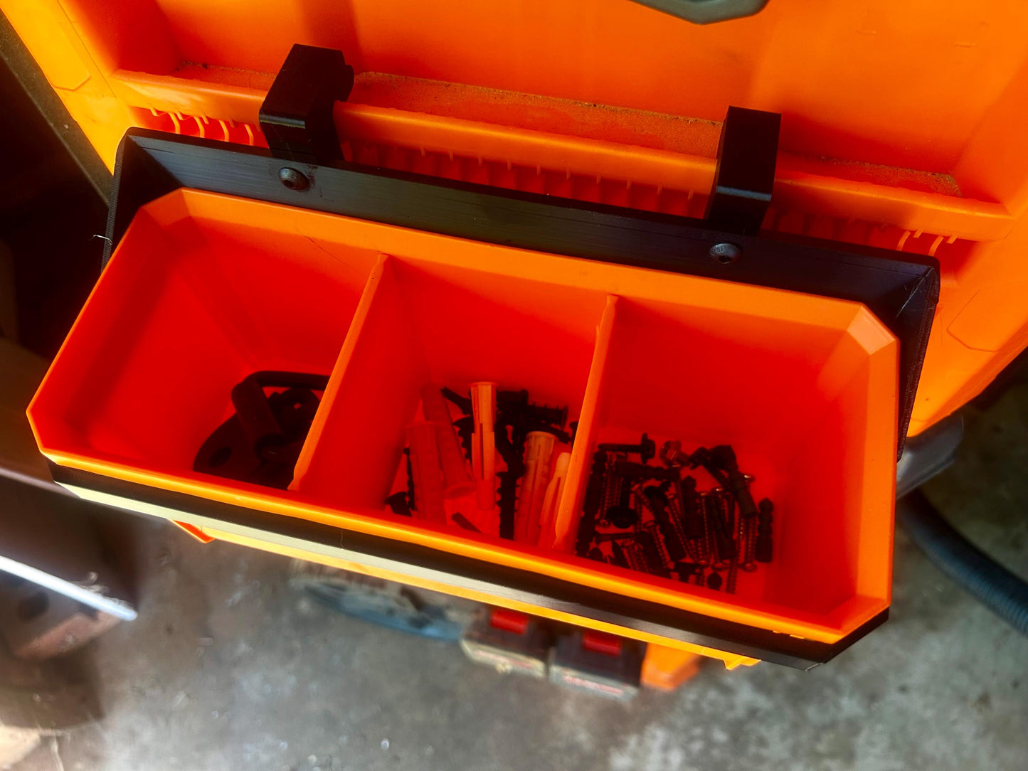 Klein MODbox Component Bin Side Rail Storage Mount